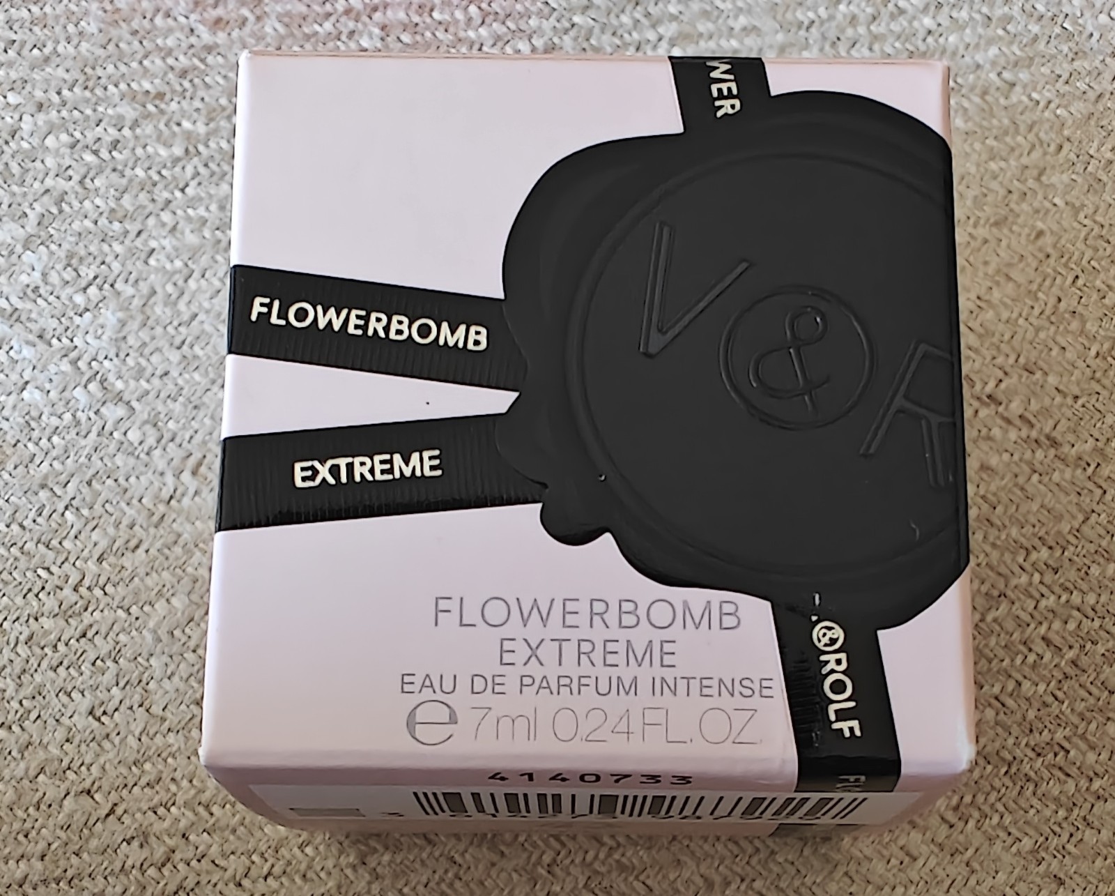 Beauty Bundle Feat: Morphe, Too Faced, Valentino, Veglamour, V&R 5ml Edp +