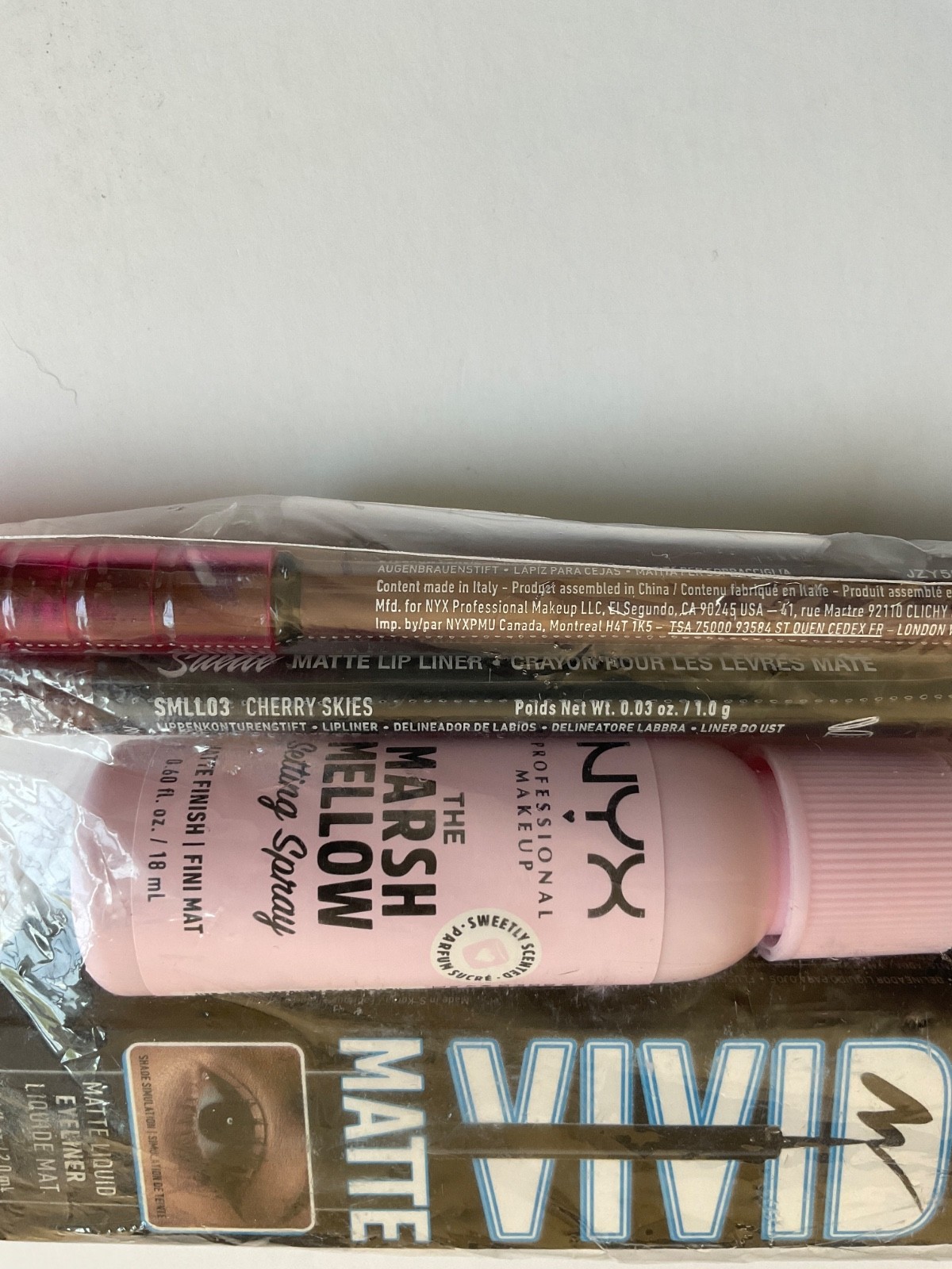 NYX Cosmetics 6 Pc. Makeup Blush Eye Liner Lip Liner Spray Set Bundle NEW