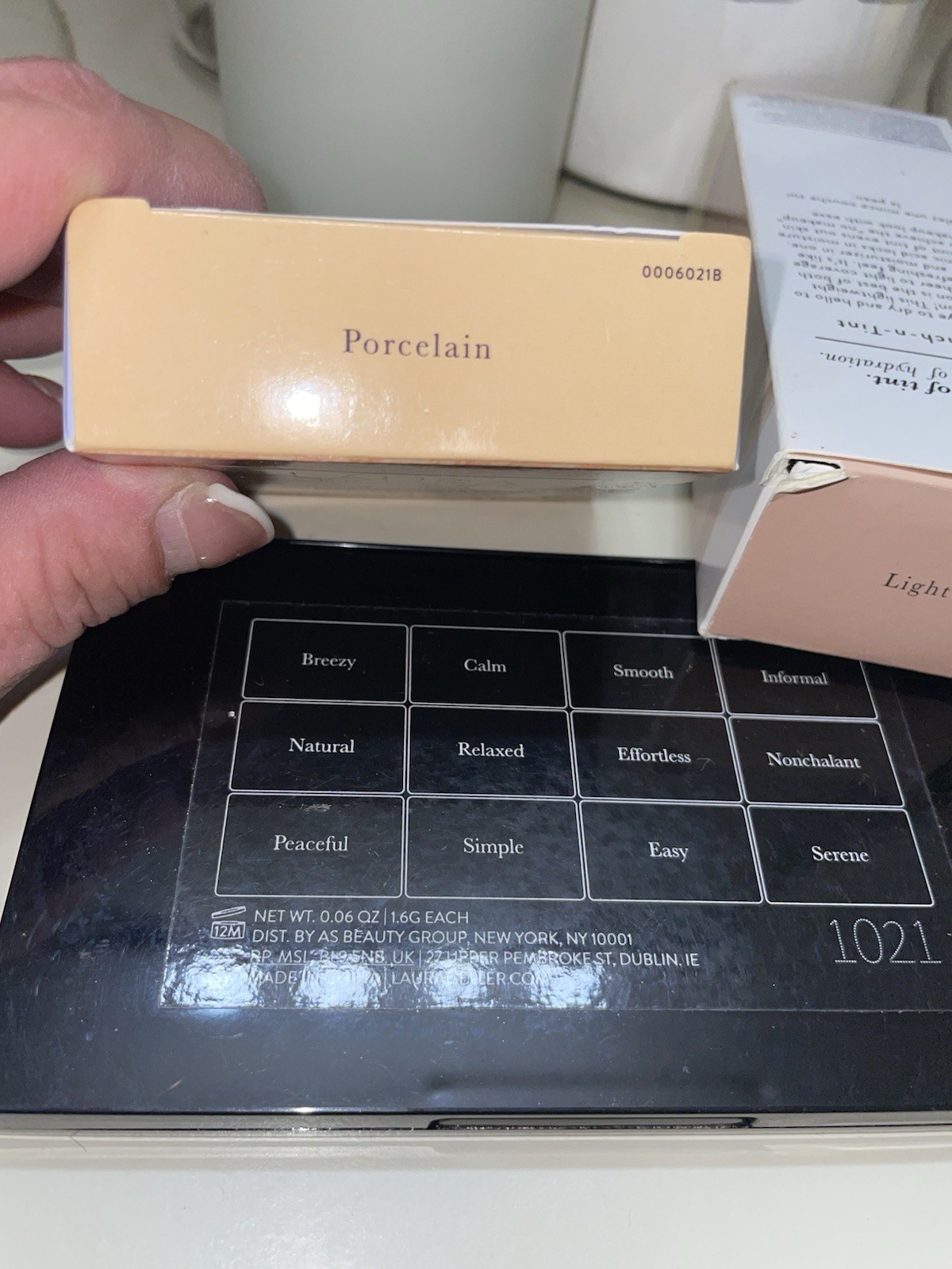 Laura Geller Full Size Foundation Powder and Eyeshadow Set