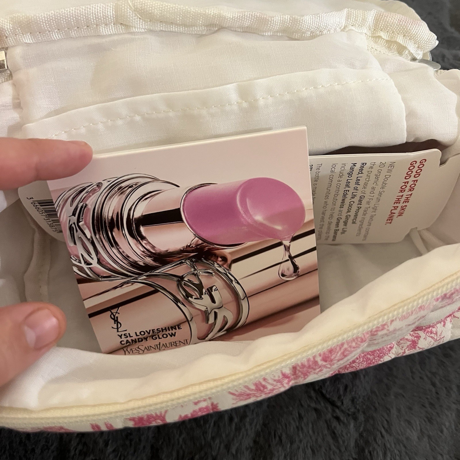 Lots of high end beauty skincare &cosmetic sample and bag YSL /lancome/clarins…