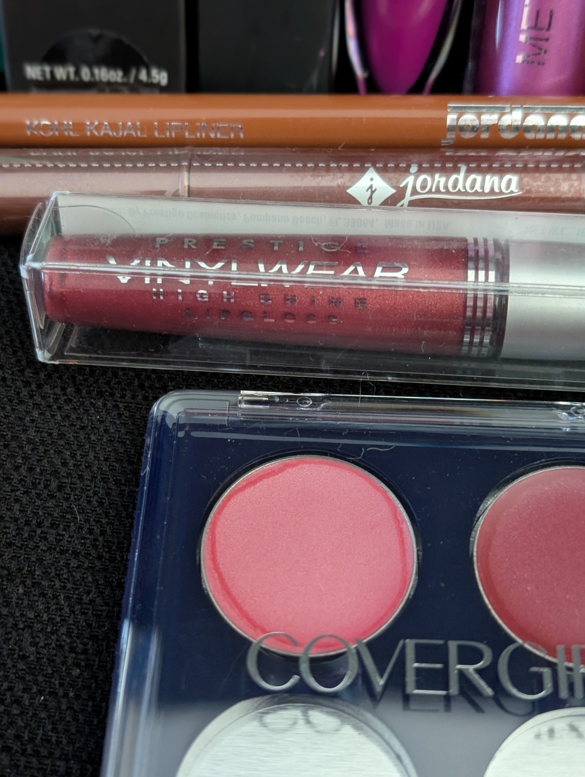 Assorted LIP MAKEUP BEAUTY Bundle Lot-12 PCS-New/Discontinued-Lot6