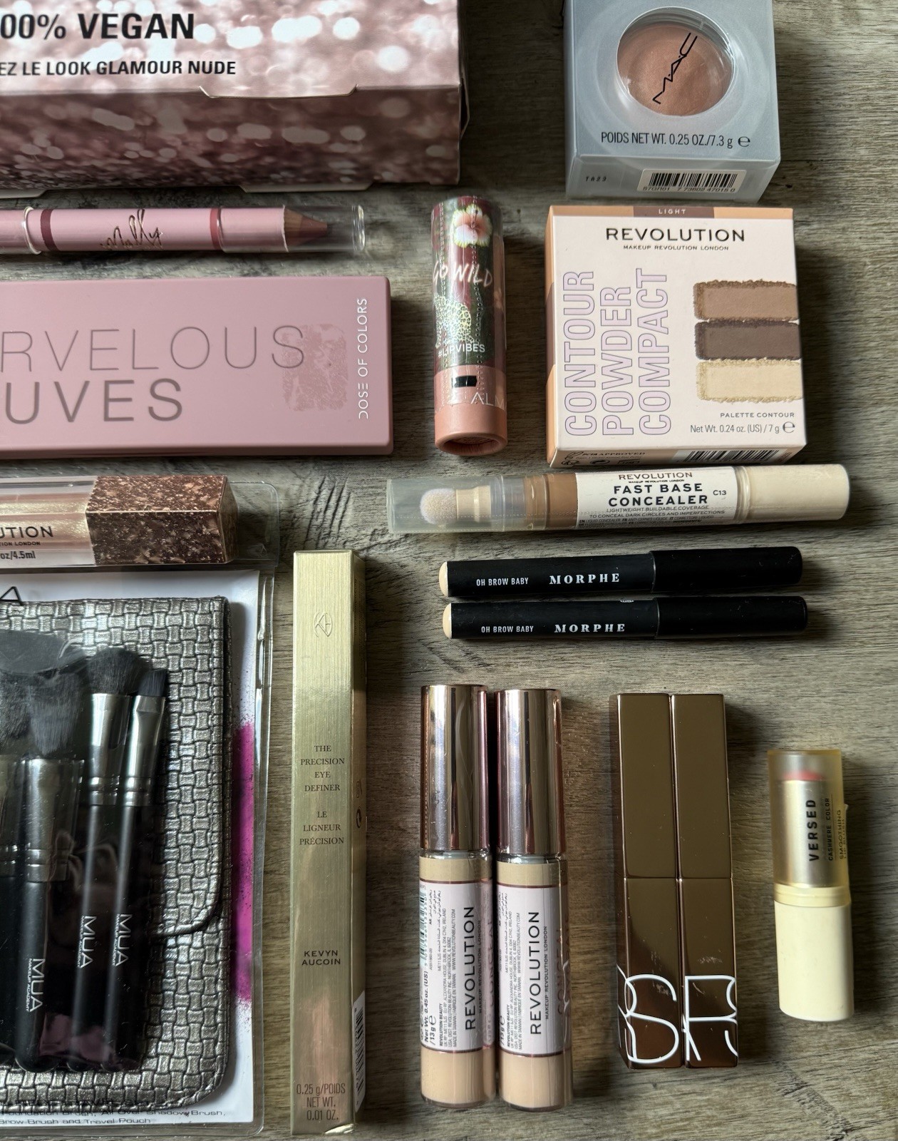 BEAUTY MAKEUP Mixed Lot Bundle – 30pc Too Faced Benefit Morphe Revolution NARS