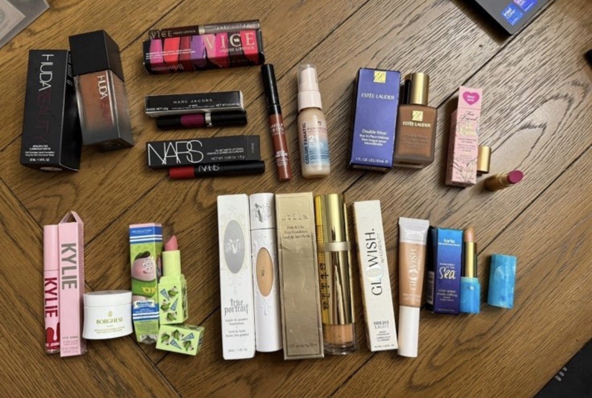 NIB 15 Piece Lux Makeup Bundle Estee NARS Marc Jacobs Over $350 retail READ*