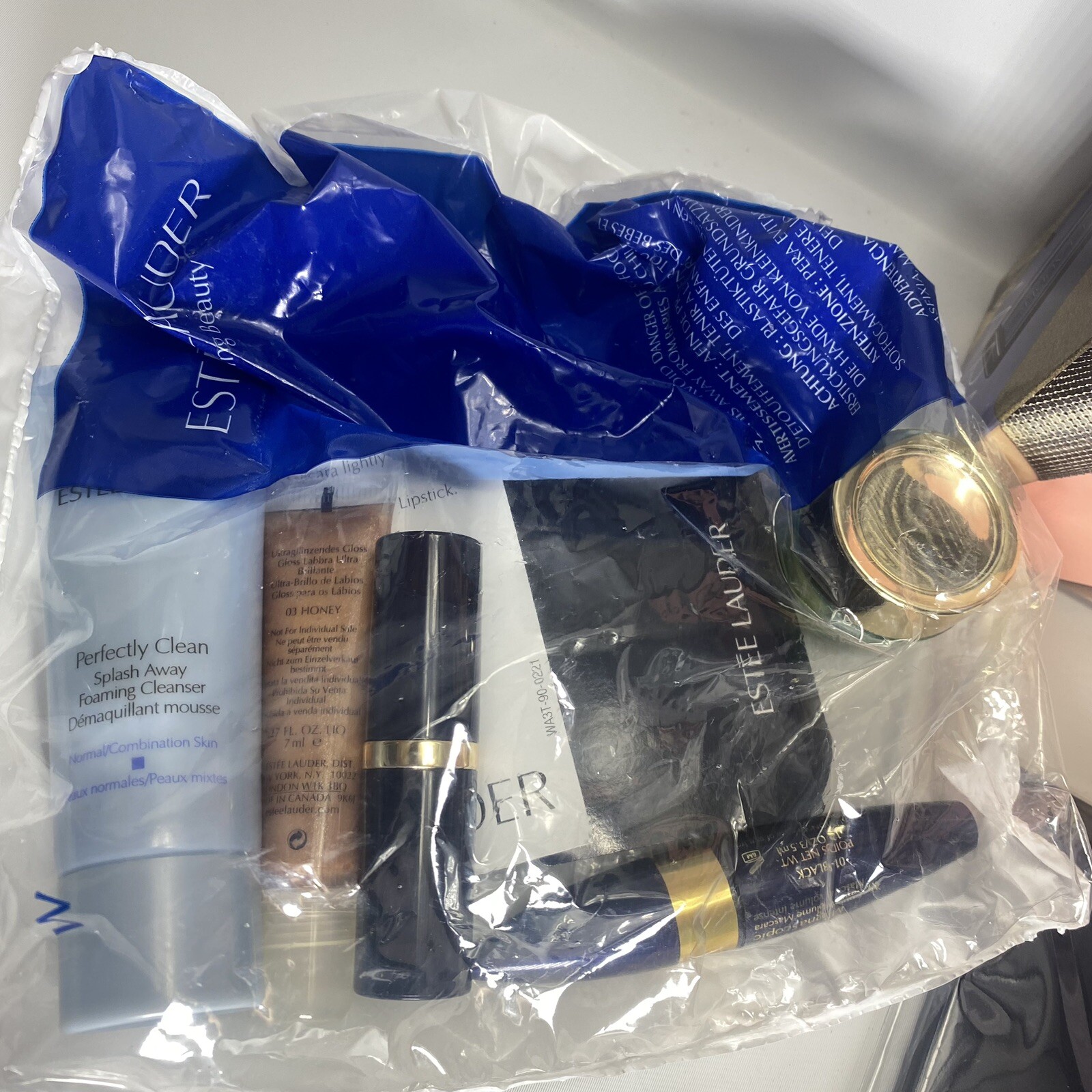 Estee Lauder Defining Beauty Gift box Pure Color Crystal Lidstick Mirror and Bag