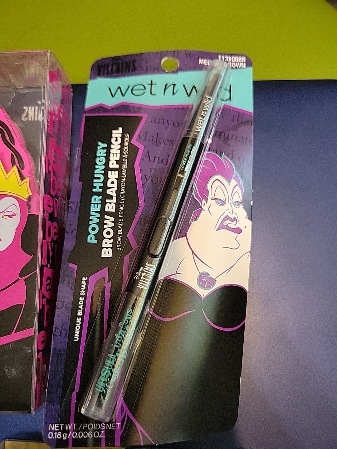 5 Piece Lot Wet n Wild DISNEY Villians Makeup Lot & Vanity Mirror
