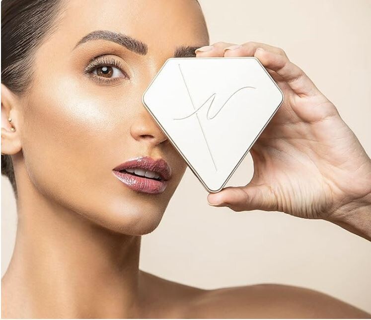 MAKE UP FULL FACE PALLETE ( LIGHT ) RUBOR, BRONCEADOR E ILUMINADOR
