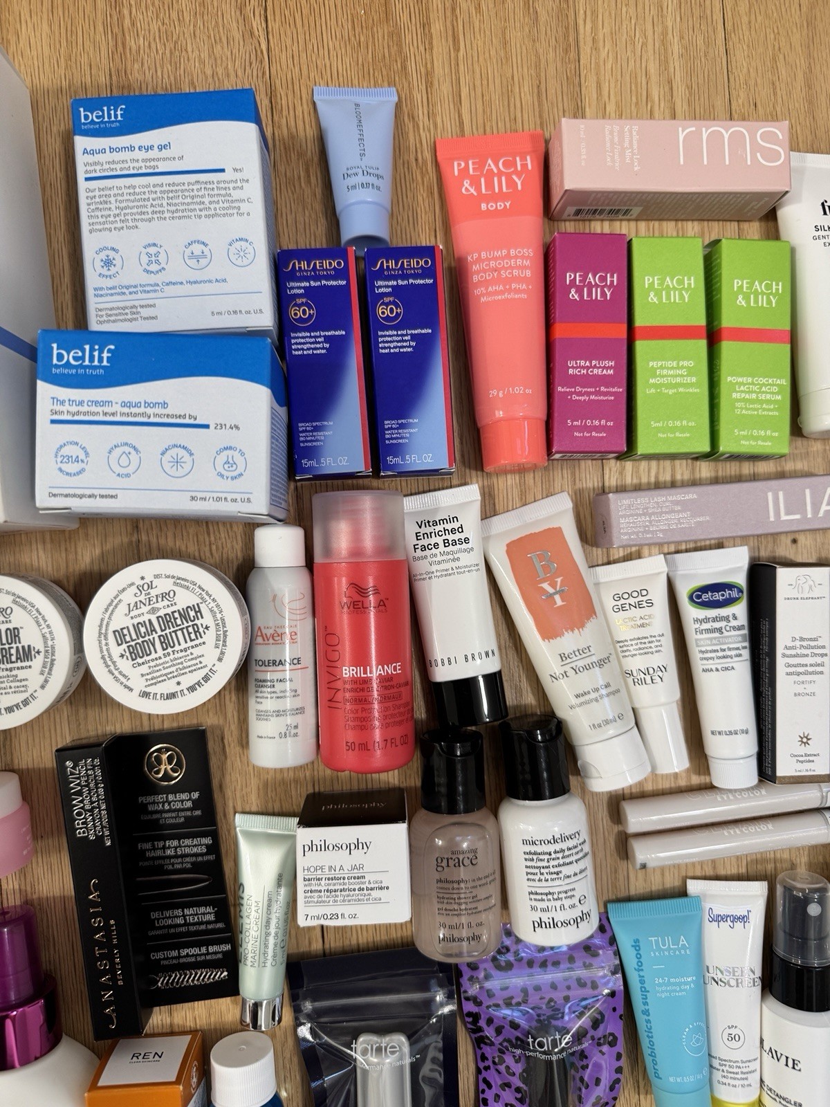 High End Skincare Beauty Cosmetics Makeup Perfume Hair Sample Packets Lot 9 Lbs!