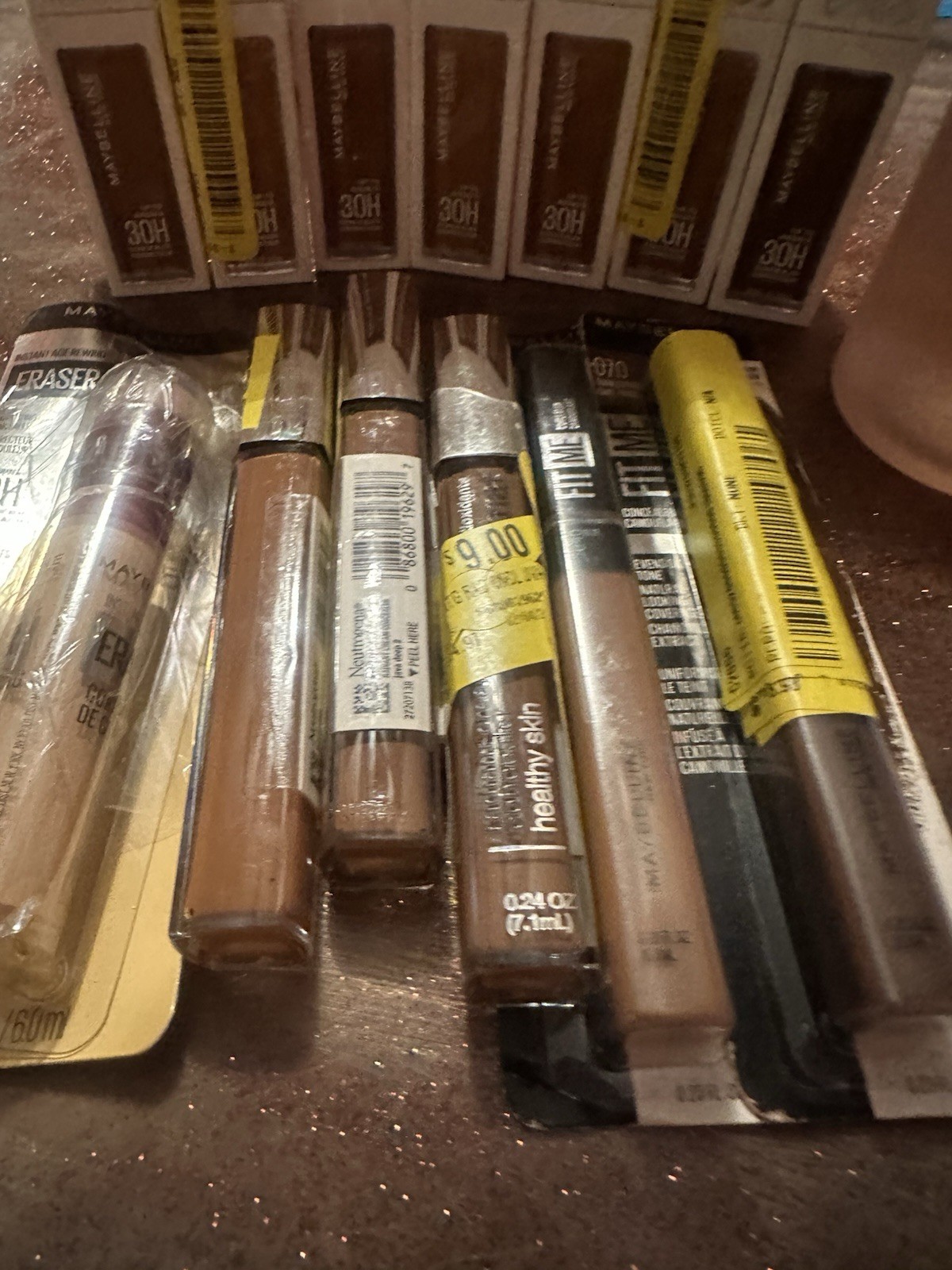 Mixed Makeup Beauty Bundle 15 Pieces, Assorted
