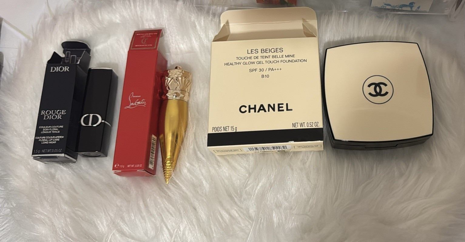 Assorted Luxury Makeup Lot Dior Rouge Dior & Chanel Les Beiges B10