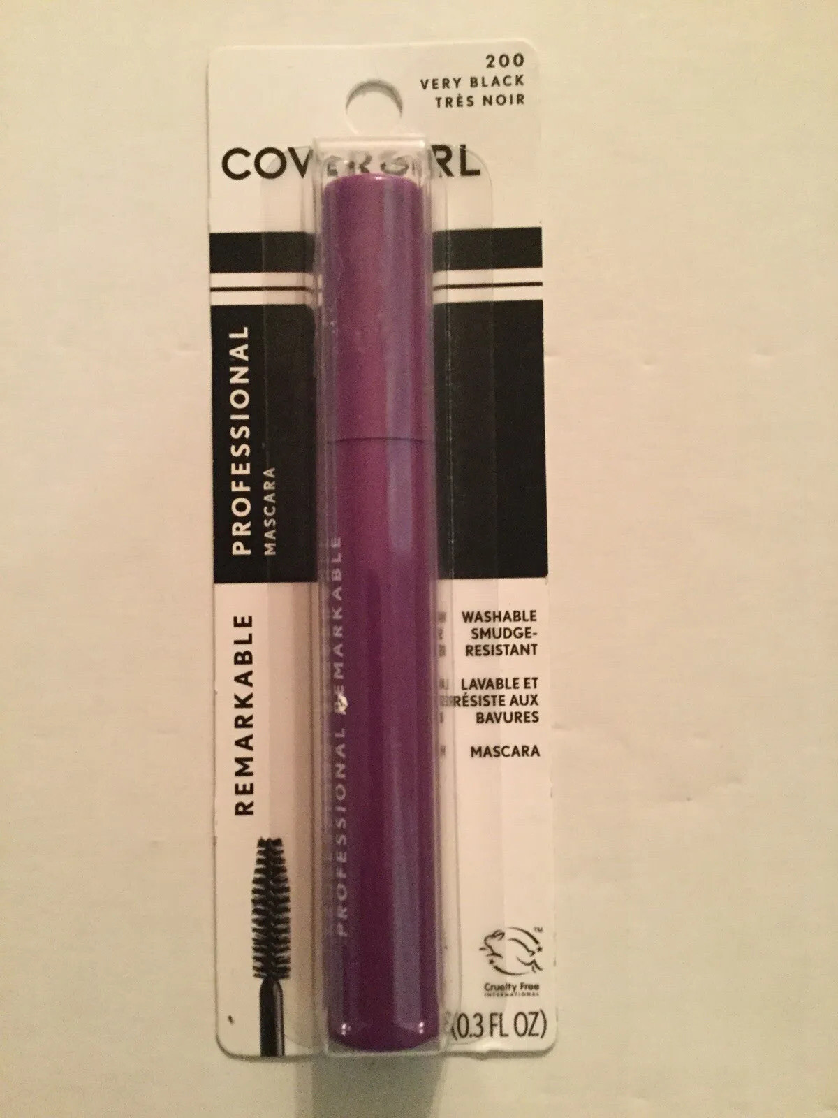 Covergirl 500 brow fill pencil sharpener mascara 200 very black Lot of 2 new