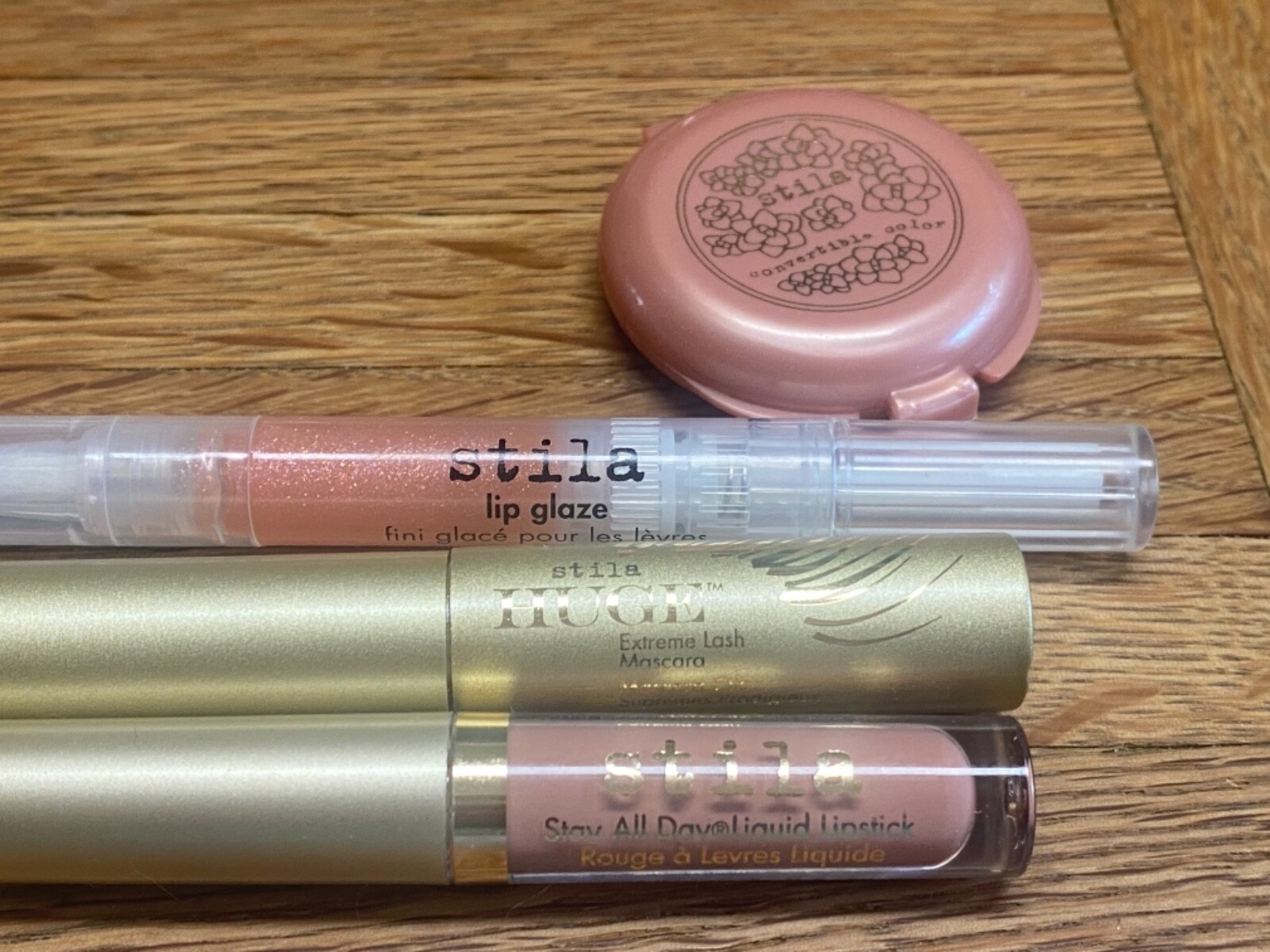 Lot of Stila Cosmetics Lip Glaze Lipstick Mascara Lip & Cheek Cream Cosmetic Bag