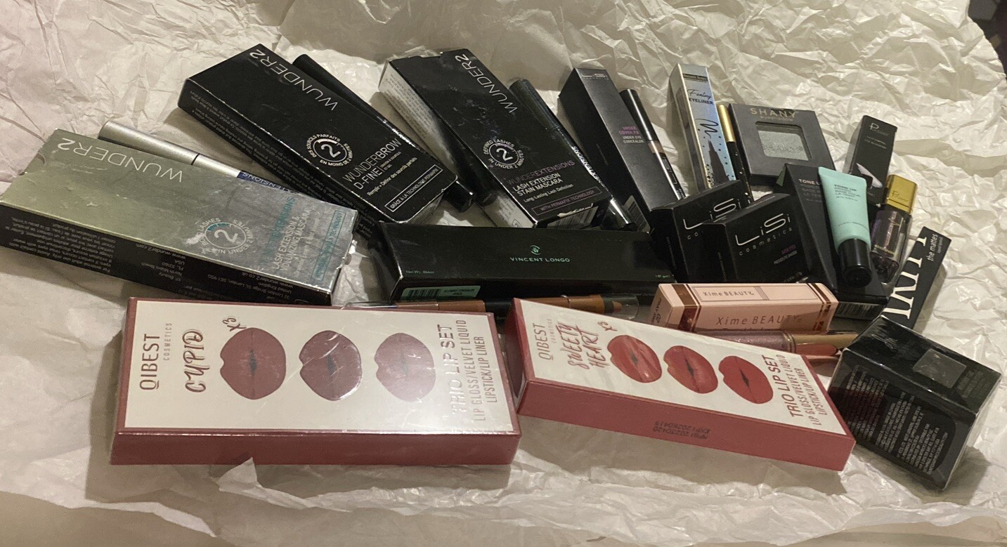 🫦Danessa Myricks WUNDER2 Avon Vincent Longo Karity Pudaier LiSi & More BUNDLE🎀