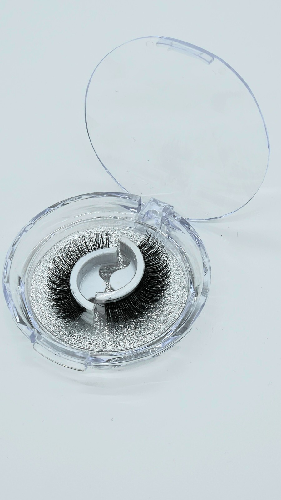 Beauty tools bundle with false eyelashes