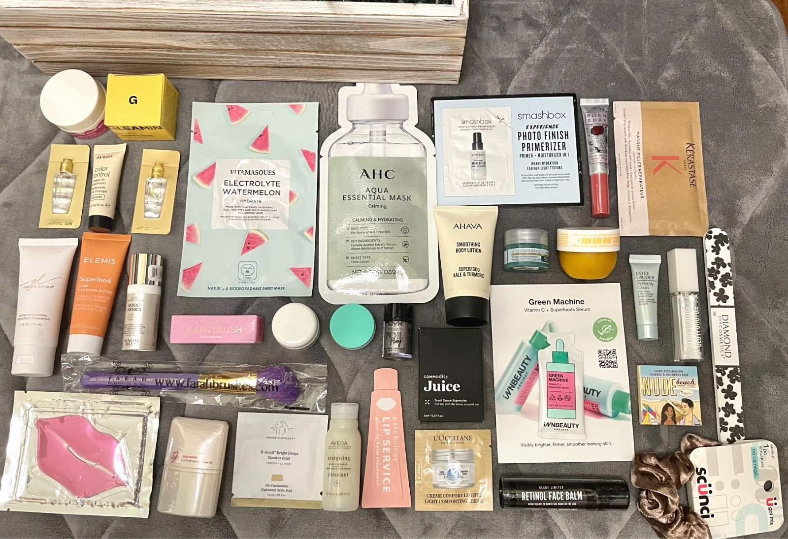 Large UPSCALE Beauty and Skincare Lot for Ladies-GREAT ITEMS! See All Pics/Read
