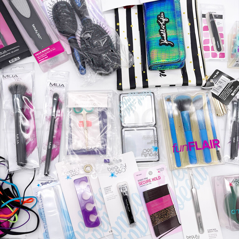 BEAUTY / MAKEUP / COSMETIC Tools Mixed Wholesale Lot Bundle – 40 PCS