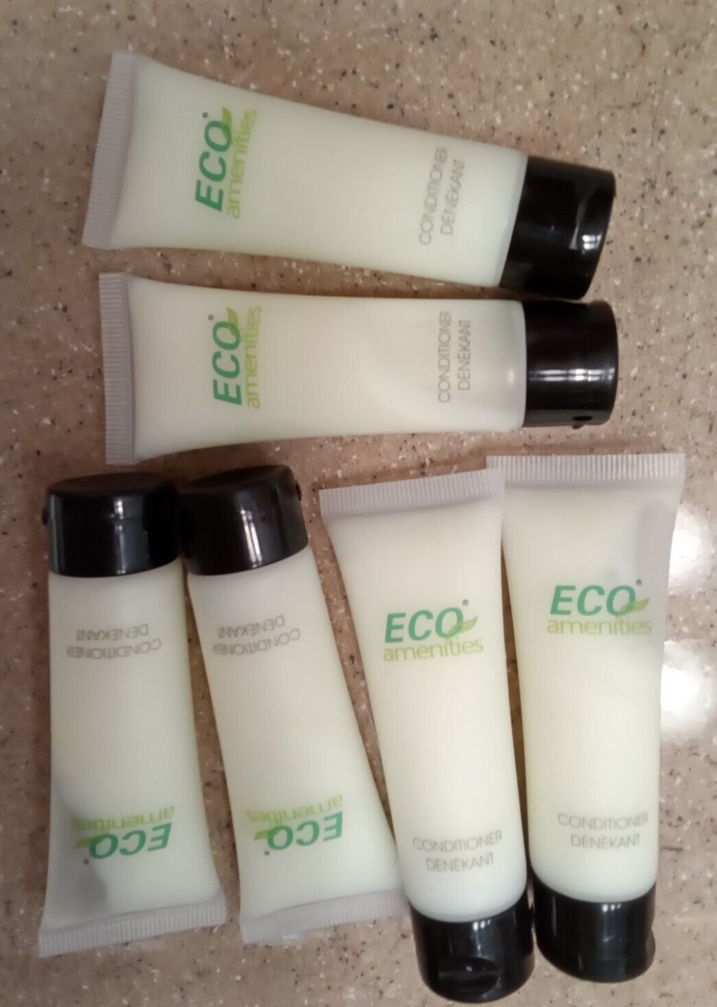 29 TRAVEL/SAMPLE ITEMS-BODYLOTION, SOAP, FACIAL WIPES