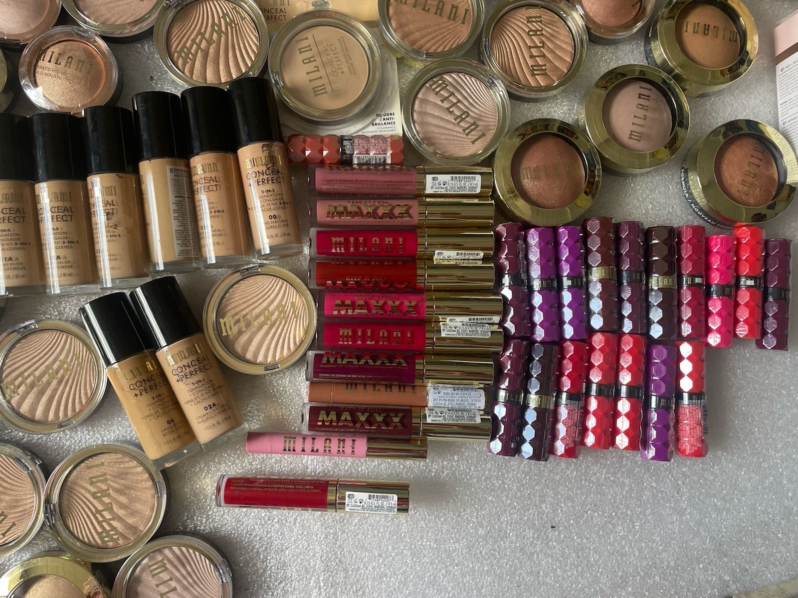 100 X Milani Mixed Lot Face, Lips.Eyes Baked Blush Powders, More View Clean Lot