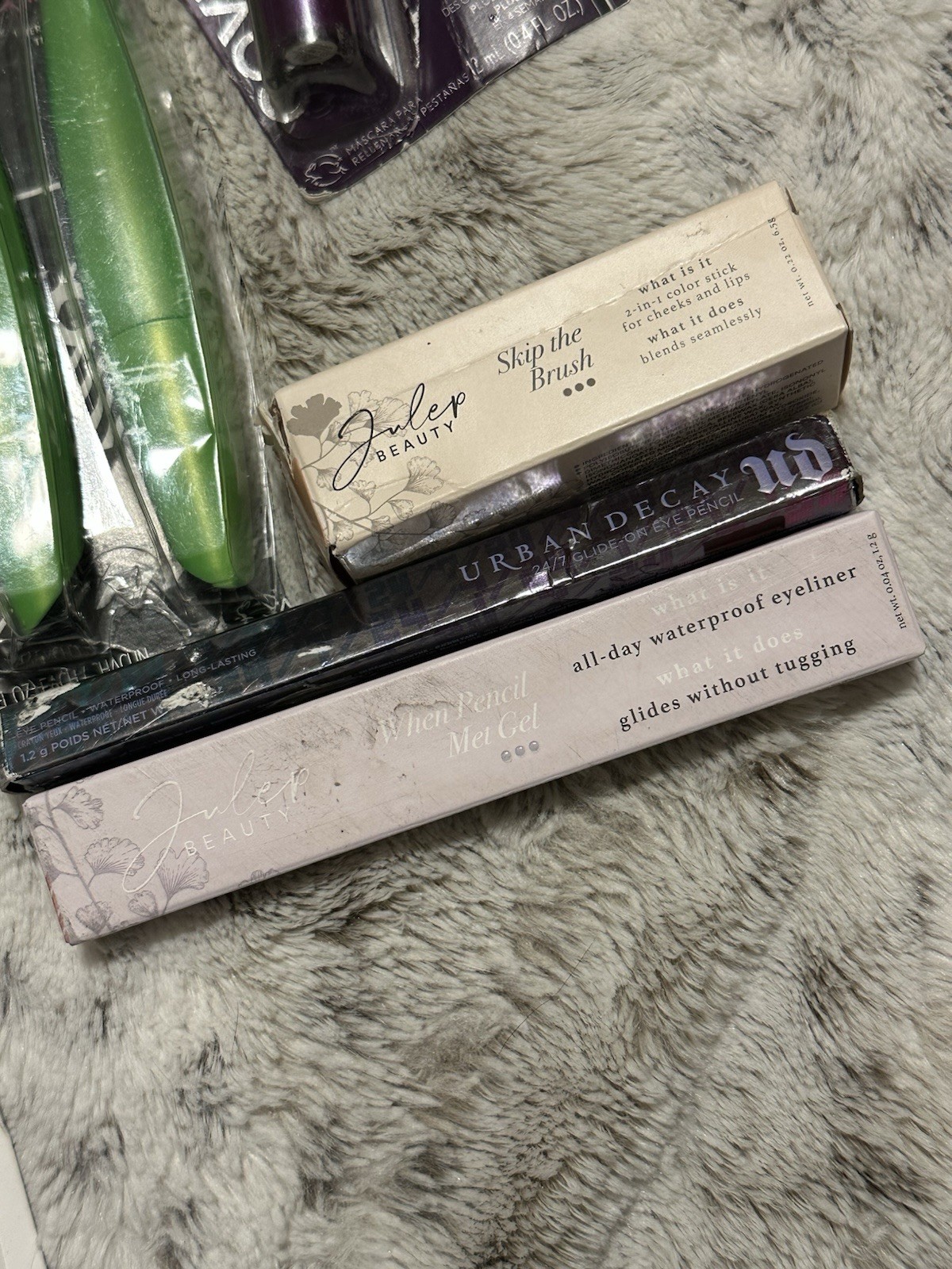 Make Up & Nail Lot Eyes Makeup Remover Wipes Pimple Patches Light Mirror Hair Dy