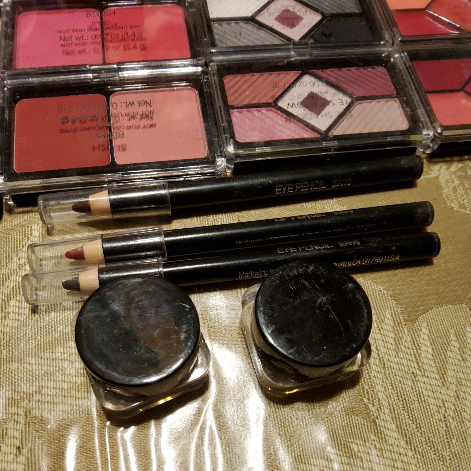 Wholesale Mixed MAKEUP SKIN BEAUTY lt lip eye shadow line bronzer blush