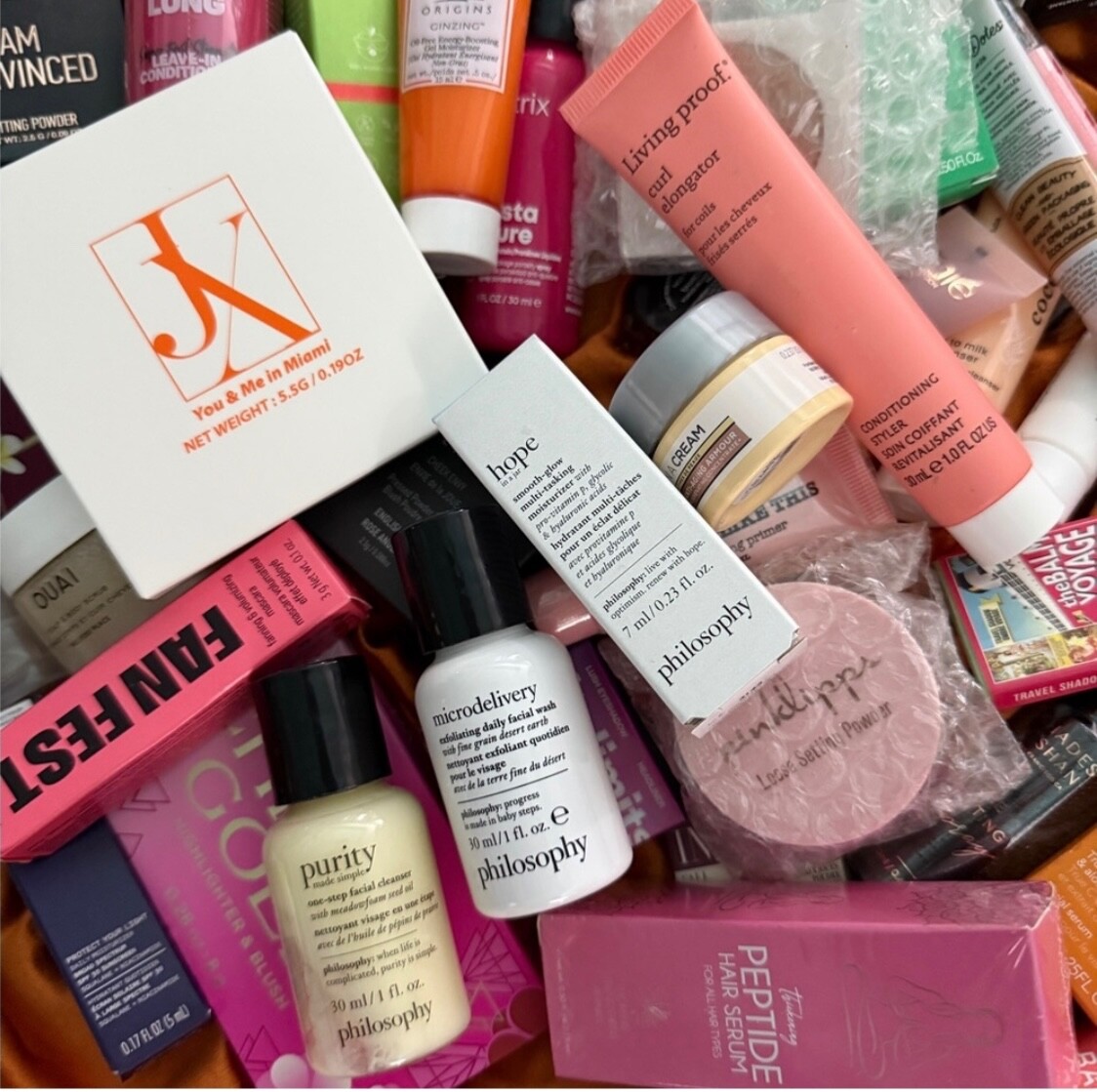 Beauty Mixed Mystery Box! Random 12 piece makeup, skin, hair, brushes, etc…