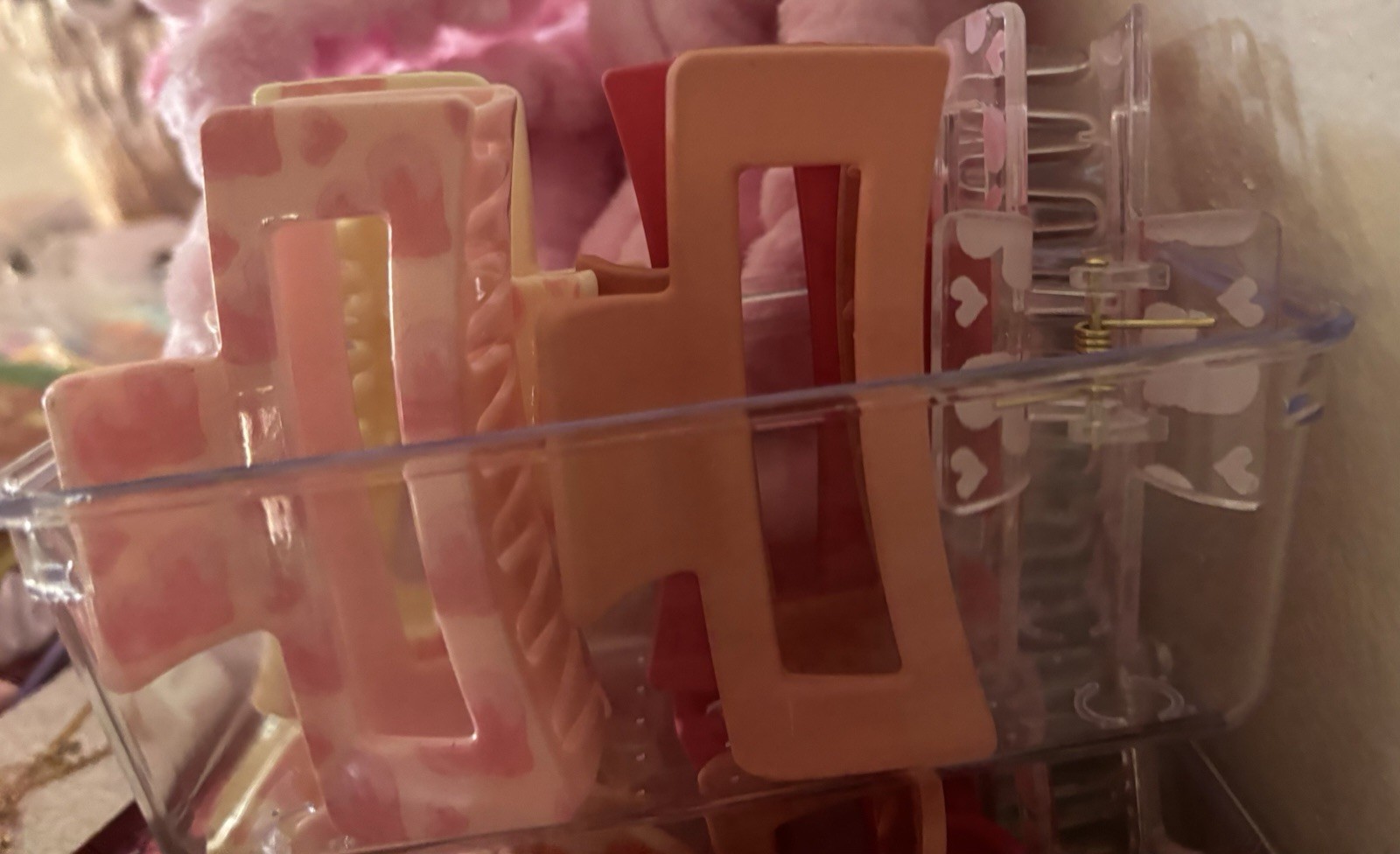 Mystery scoops of makeup, skin care and accessories