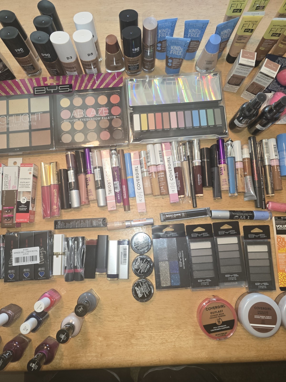 150+Pcs Health And Beauty Mixed Makeup Lot Maybelline Covergirl BYS Rimmel