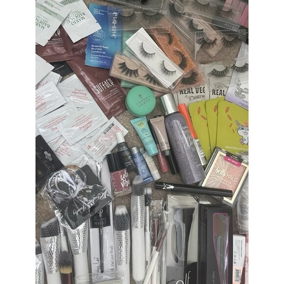 Name Brands 25‑Pc Makeup Lot Full‑Size Palette Lipstick Skin Hair 11 + Full Size