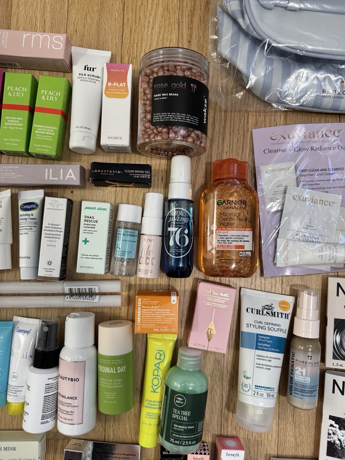 High End Skincare Beauty Cosmetics Makeup Perfume Hair Sample Packets Lot 9 Lbs!