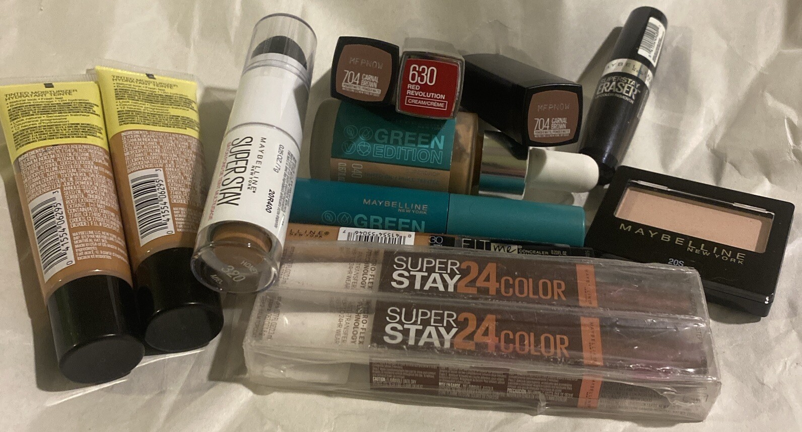 Maybelline Makeup Cosmetic Bundle Medium Tone Tinted FACE Eyes LIPSTICK & MORE🫦