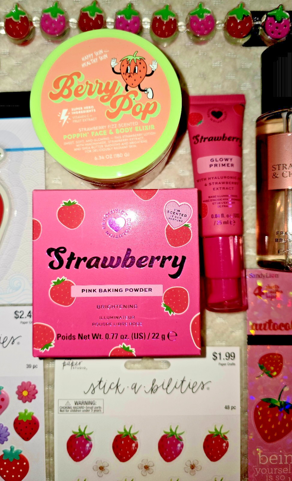 Strawberry Lovers 🍓 HUGE NEW GIFT LOT 30 Pcs Lip Gloss Balm Setting Powder
