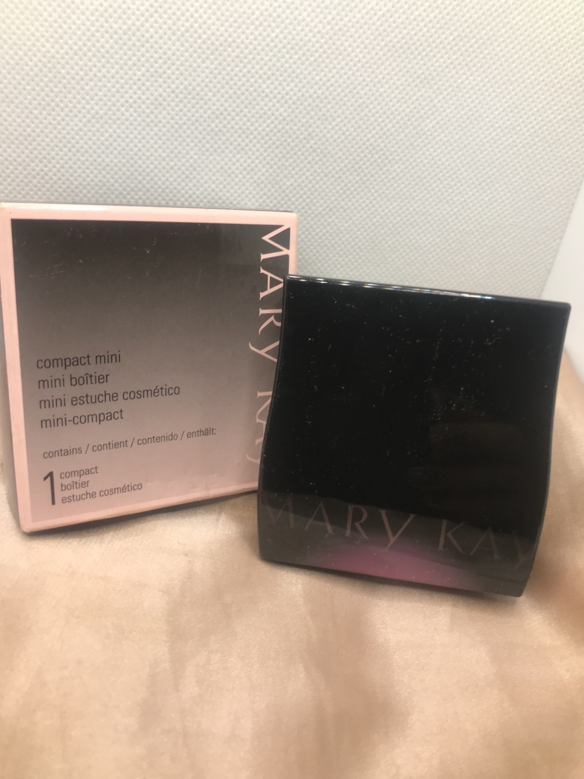 Mary Kay Compacts, Lip Pencil, Mini Brushes and Hand Cream Lot. 10 Pieces ~ New!