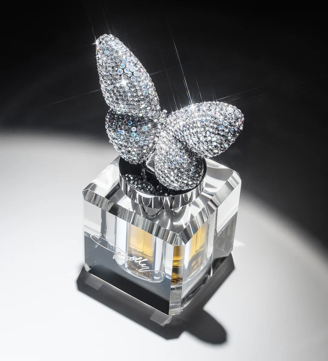 NEW! LIMITED STOCK! Dolly Parton Solid Crystal Edition Parfum, FREE SHIPPING!