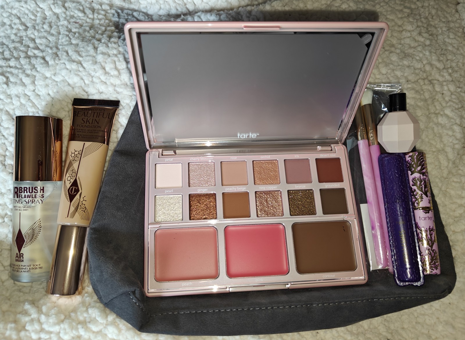 Beauty Bundle Feat- Tarte, Charlotte Tilbury, V&R Flowerbomb Extreme Purfume
