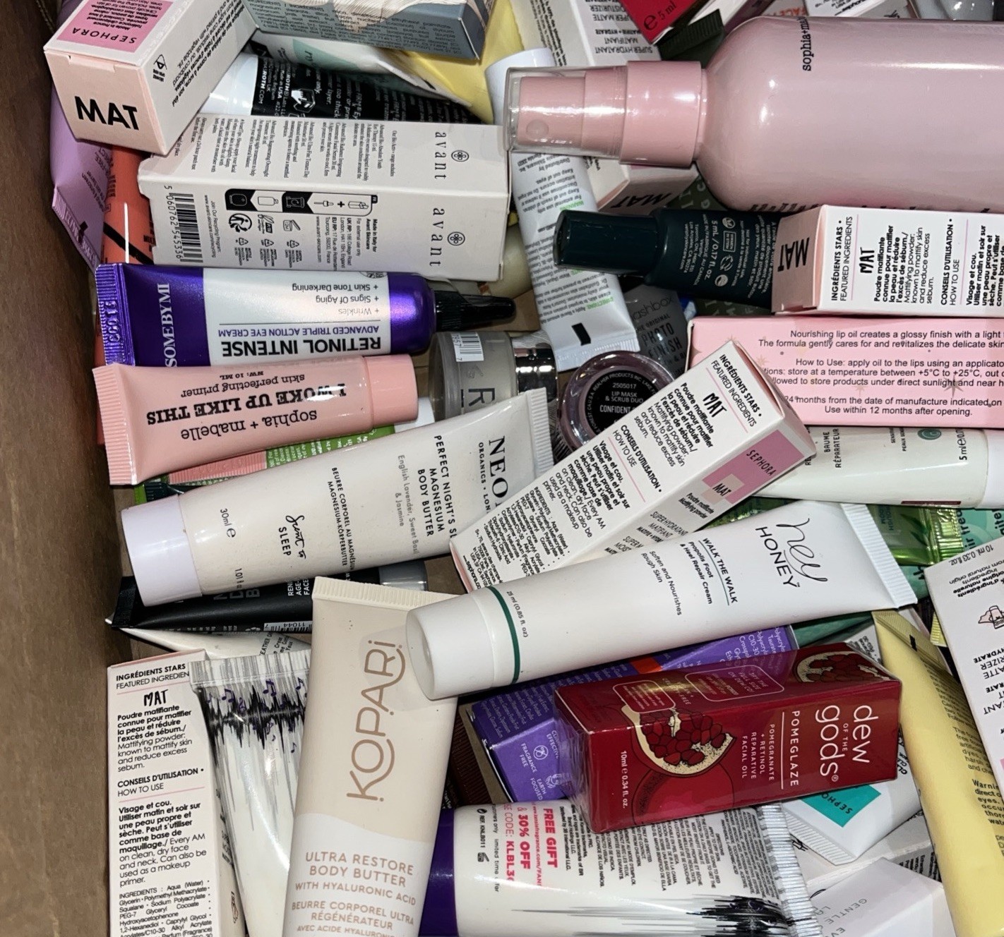 High End Beauty Bundle 100pcs Of Travel Sized Skin, Hair, Makeup & Perfumes