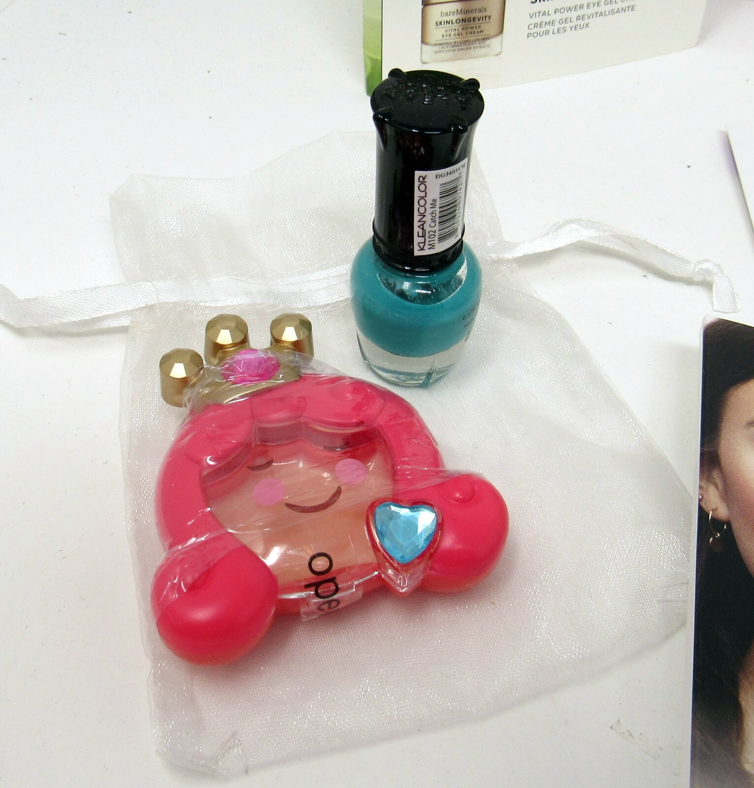 Beauty Sample Lot 19 pieces total New Buxom, Too Faced, Smashbox, Clinique +