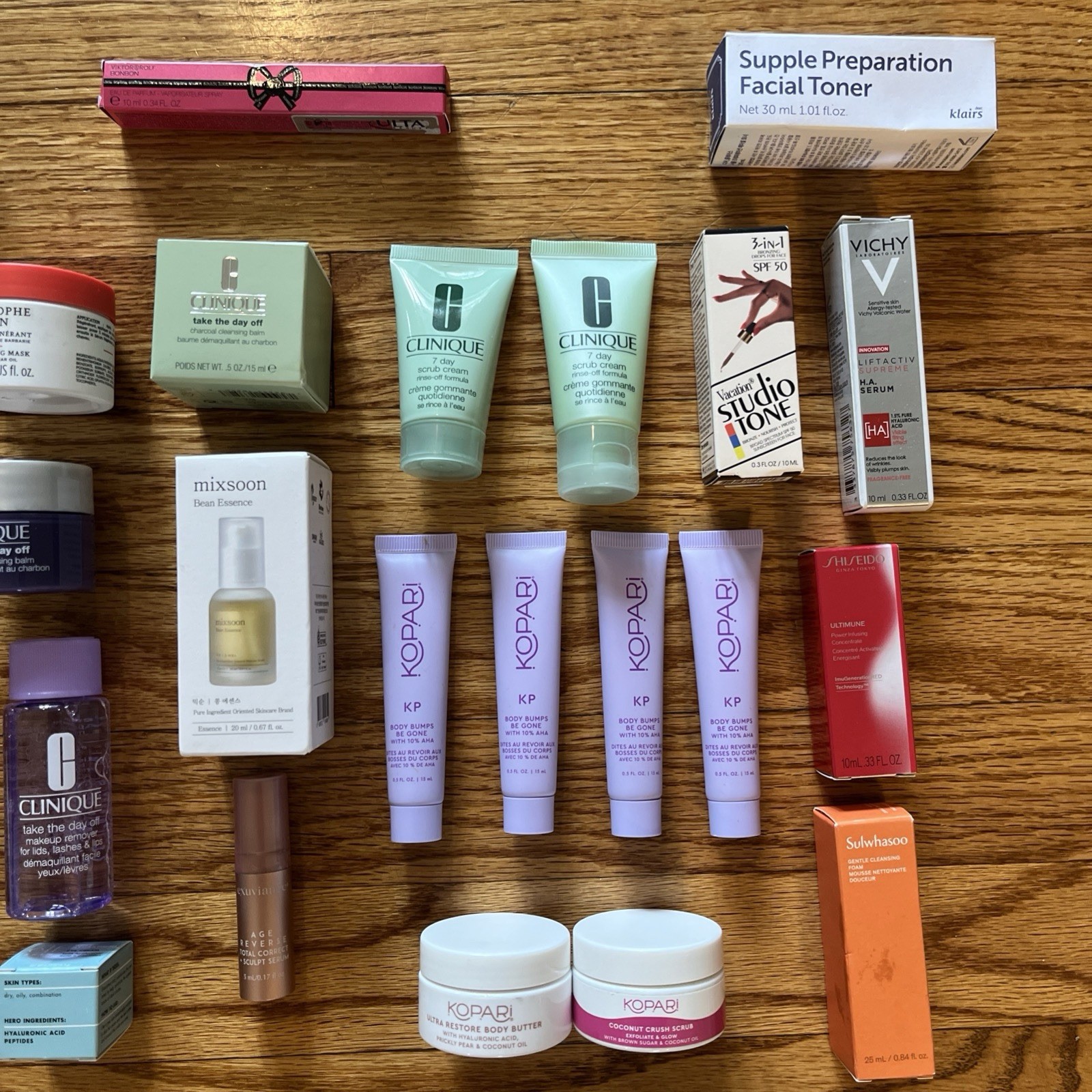 Beauty Perfume Skincare Lot Sample Travel Size Clinique, Kopari, Estee Lauder ￼