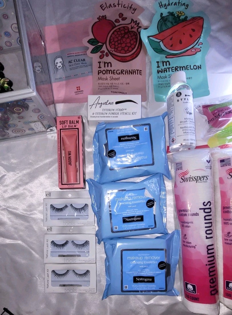 NEUTROGENA, MASKS, CABOODLE BOX &JASON WU, LIGHT MIRROR, GORGEOUS HAIR CLAWS ++