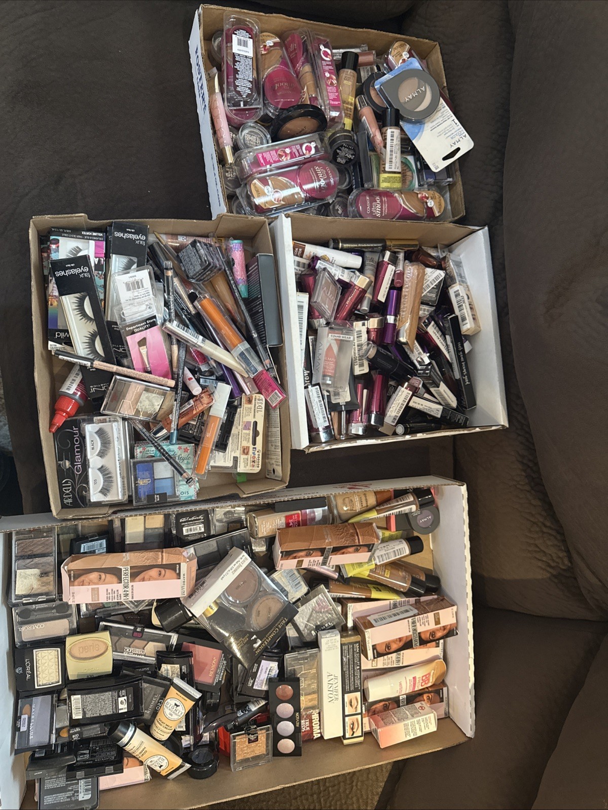 200+ Pieces Wholesale Cosmetics Lot Maybellinr Covergirl Revlon Etc Read Descrip