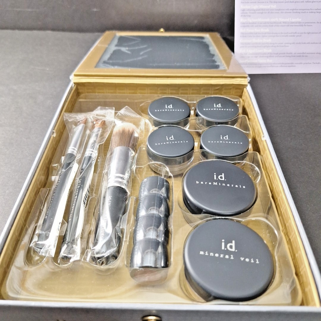 bareMinerals Bare Escentuals Liner Shadow 10 Piece Flawless Luxury Collection