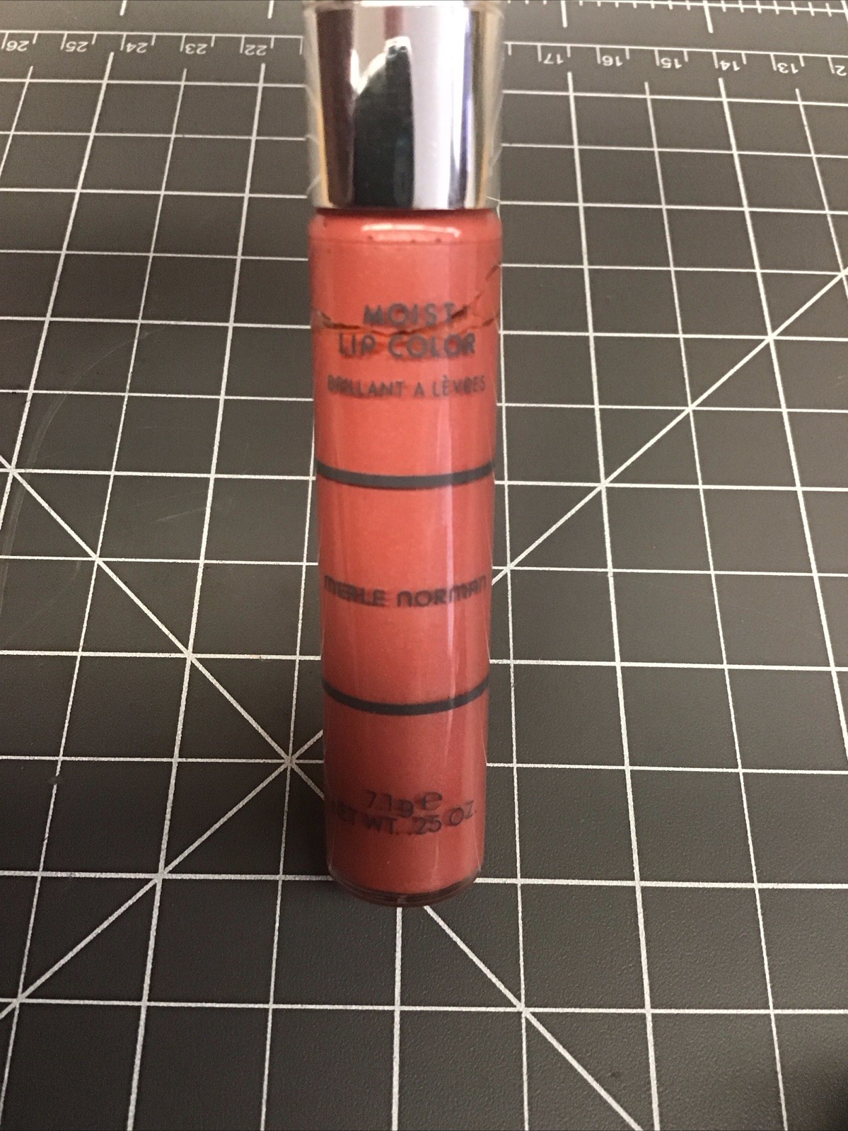 Small Lot Of Merle Norman Makeup: Lip Gloss, Eye Shadow, Powder New JJ-3