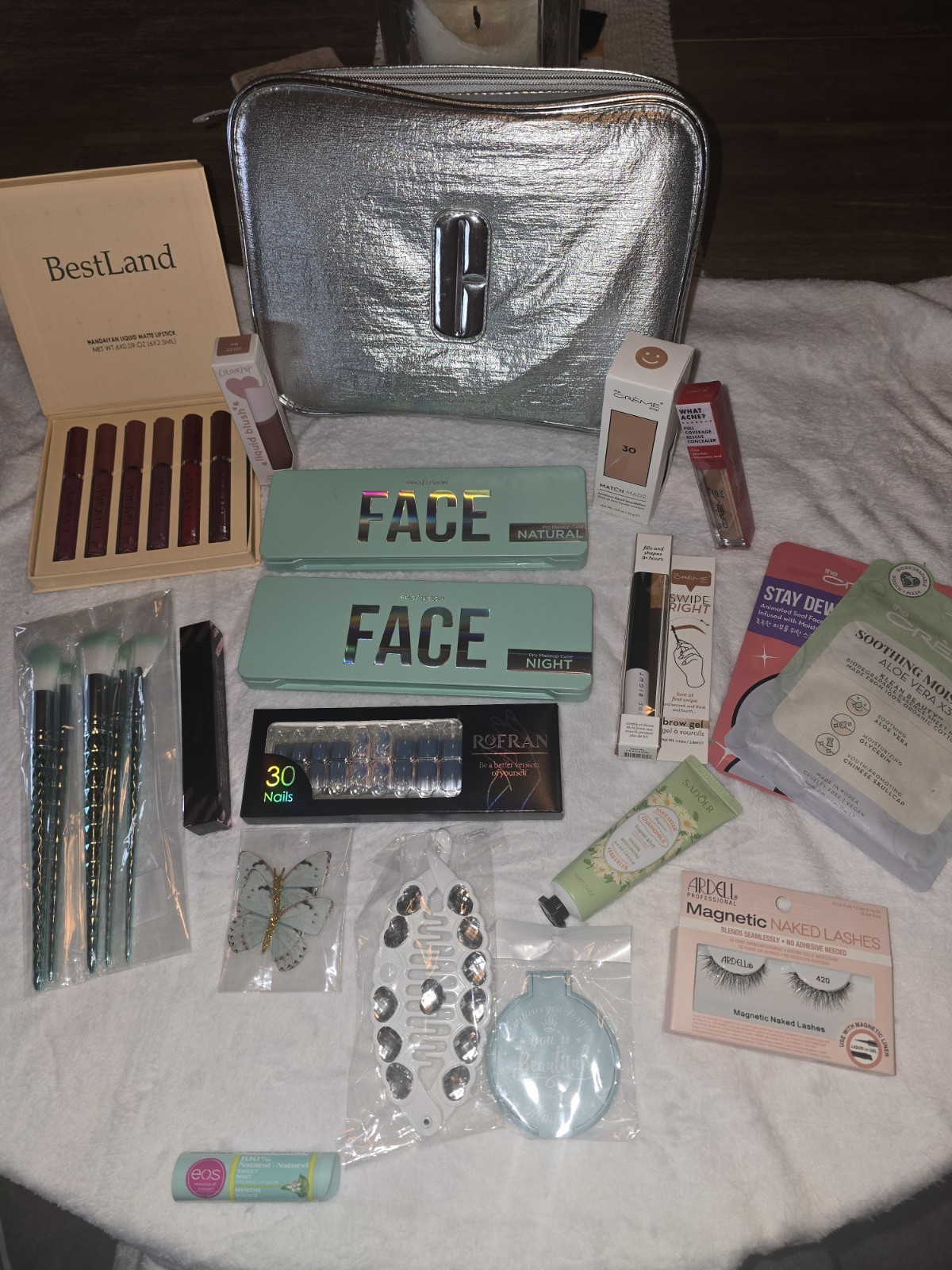 Huge Makeup & Skincare Bundle 17-Pcs! ColourPop, The Crème Shop, REALHER NEW