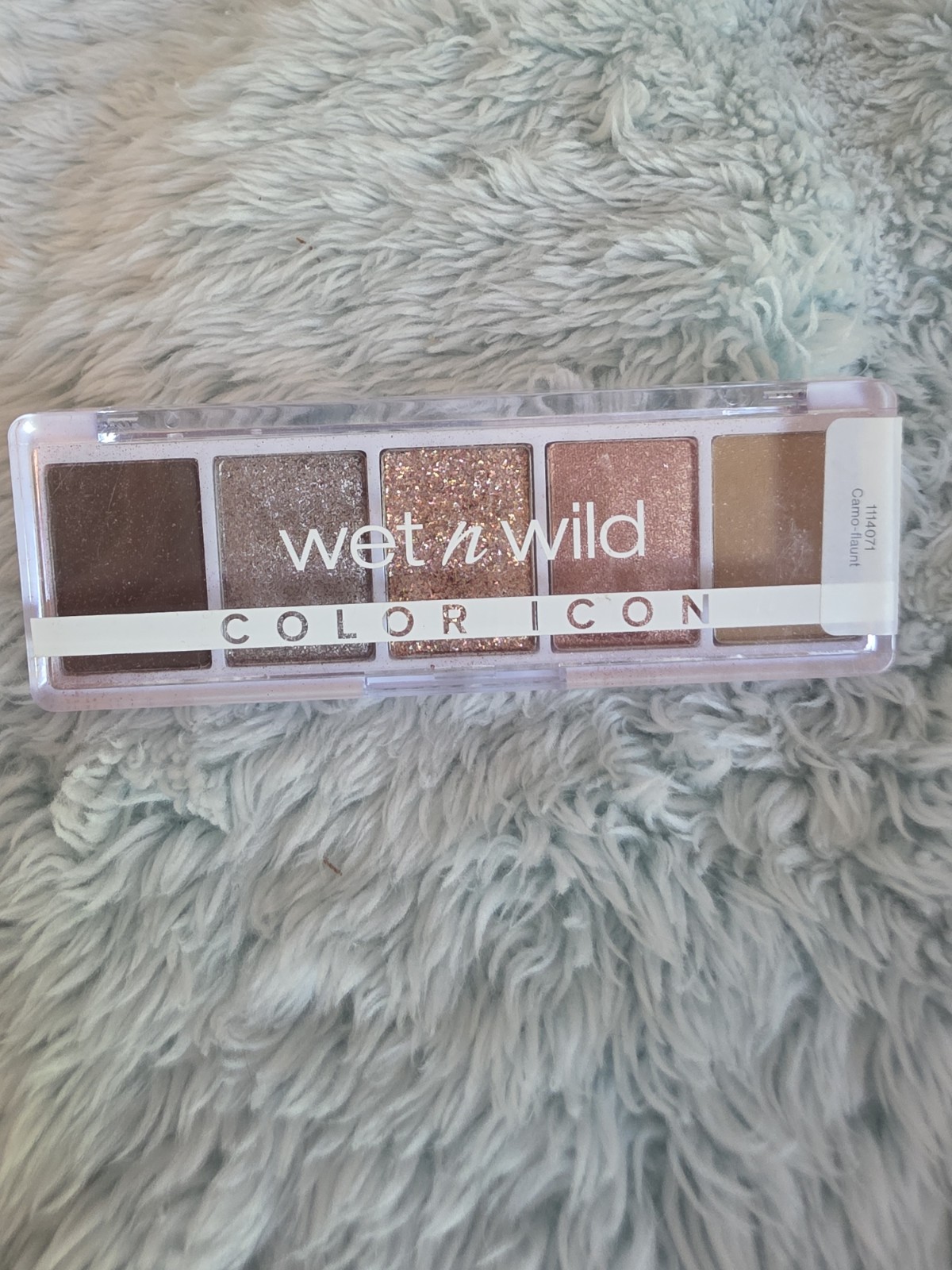 New 4pc Lot Wet N Wild Makeup Bundle – Eye, Lip, Blush, Highlighter