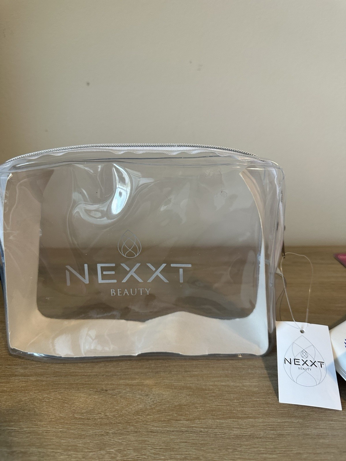 Beauty Bundle Olaplex Briogeo JOAH Nexxt Makeup Bag EOS Isle Paradise 12 Pieces
