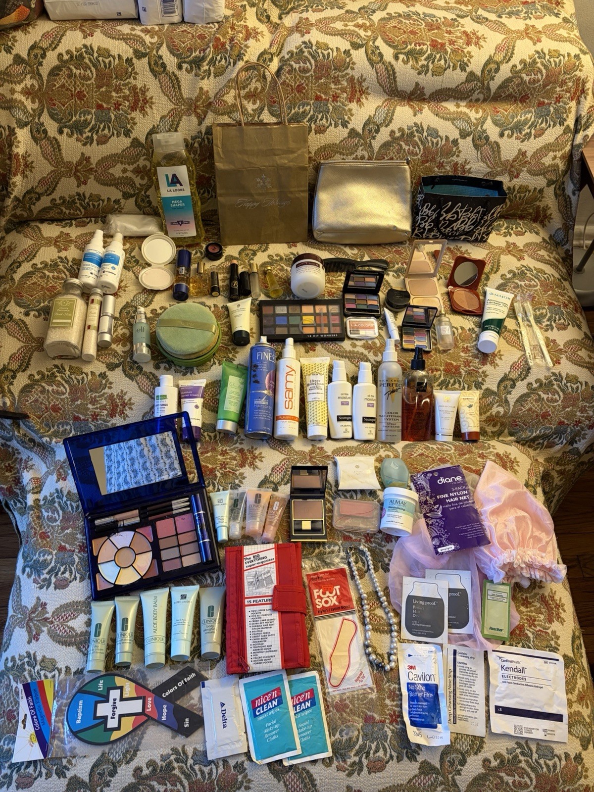 Make Up All Is 15$