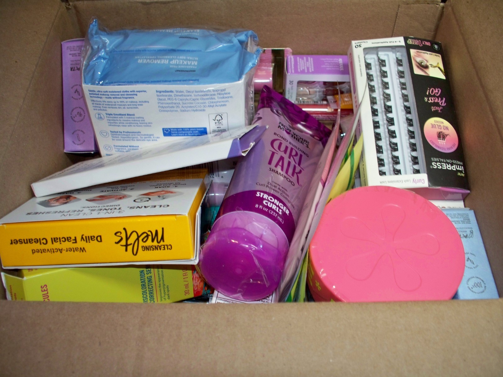 Health And Beauty Wholesale Lot of 28 New Items New/Open Box ITEMS AS PICTURED 1