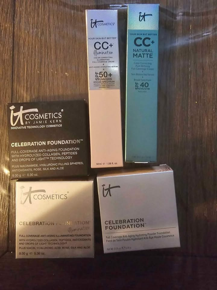 It Cosmetics CC+ & Powder Bundle Tan