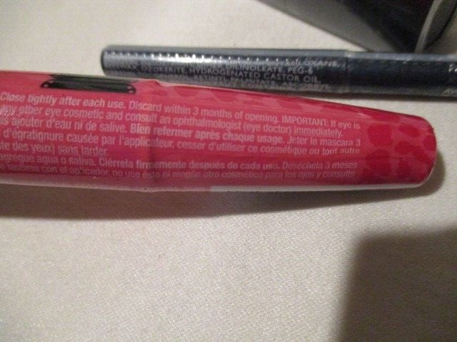 AVON Irresistibly Sexy Mascara-Black/Glimmerstick-Emerald/Creamy Lipstick-Coral