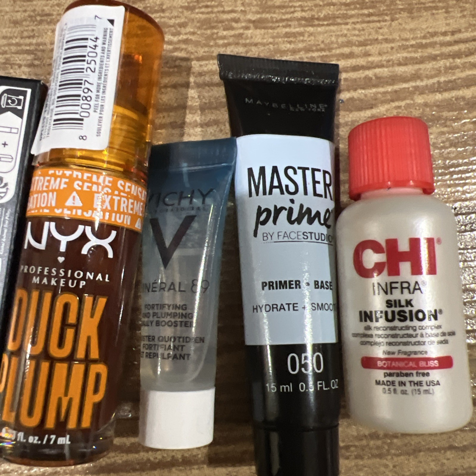 Travel/ Sample/ Full Sz Make Up, Prestige Perfume, Hair Skin LOT 22 Pc & Pouch P