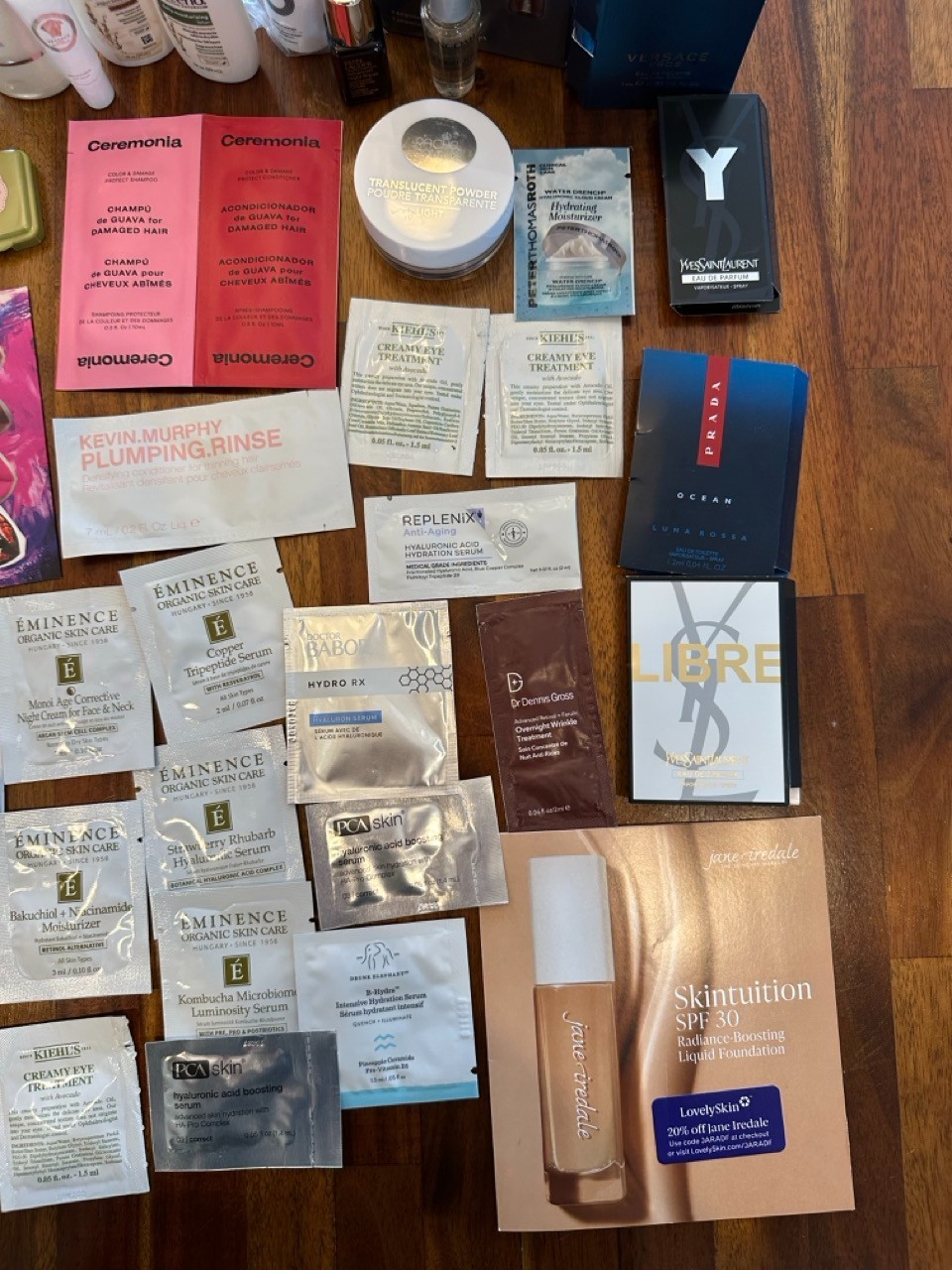 Makeup Skincare Hair Beauty Perfume Sample Lot Z w/some Deluxe 50 Pieces Luxury