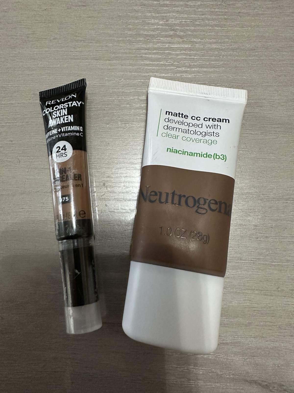 Neutrogena matte CC Cream and Revlon Colorstay Concealer Makeup bundle